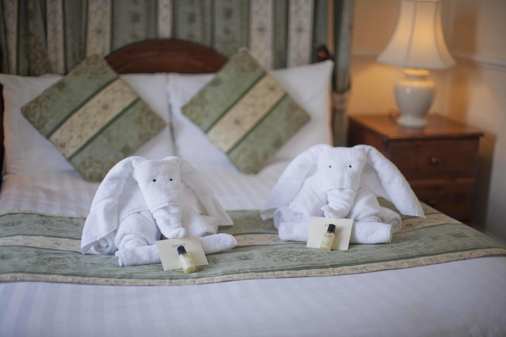 The Falcon Hotel 3*